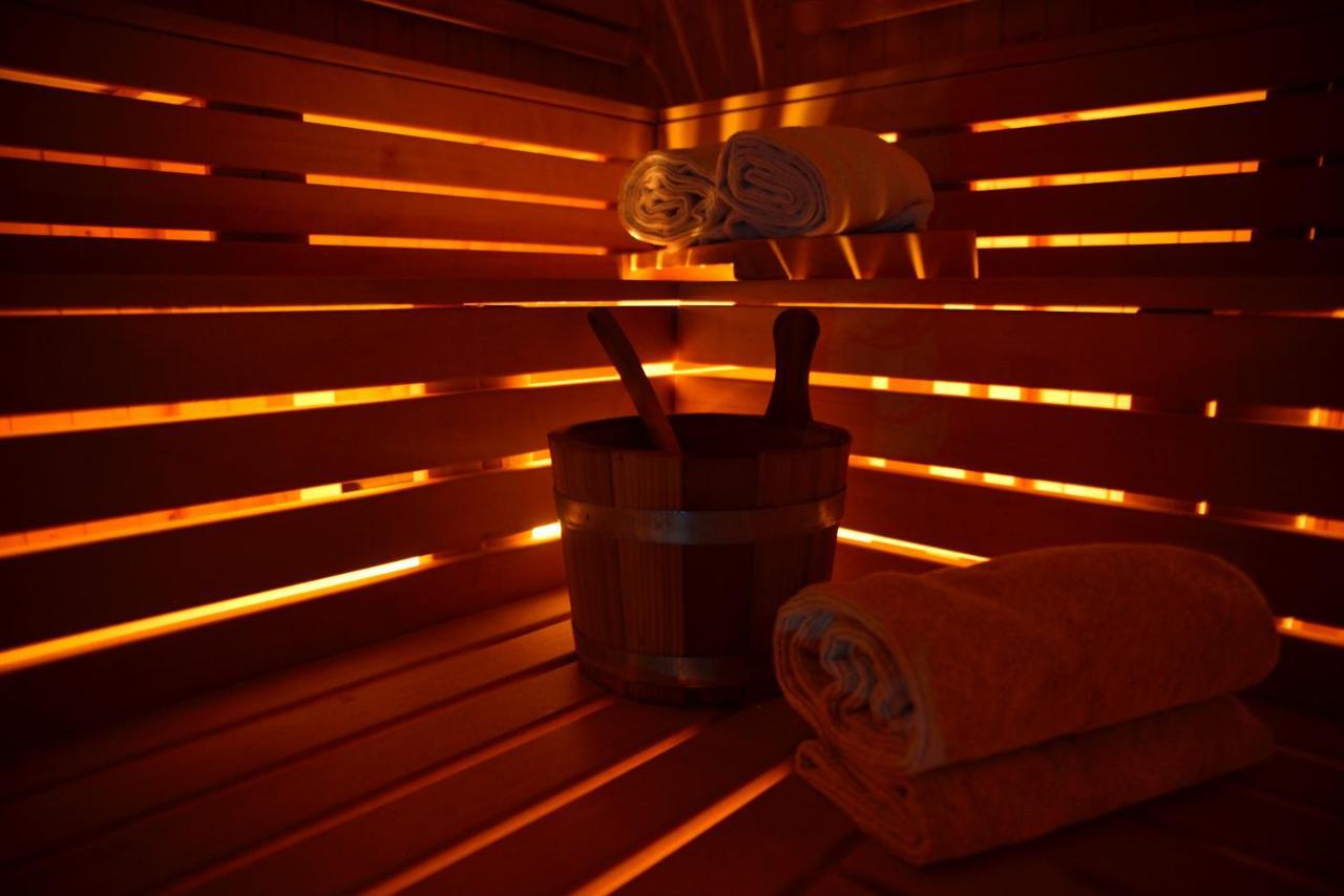 Relais Bella Rosina Pool & Spa La Cassa Екстериор снимка