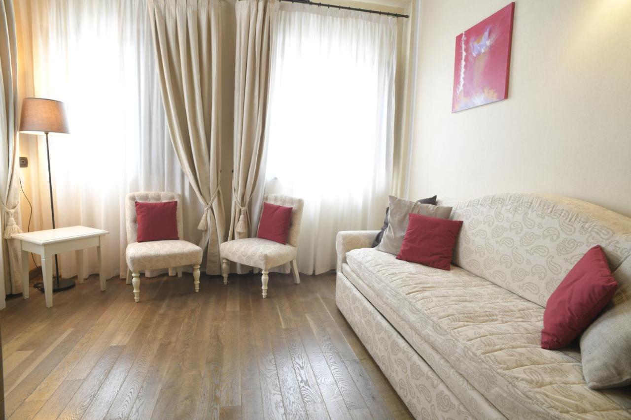 Relais Bella Rosina Pool & Spa La Cassa Екстериор снимка